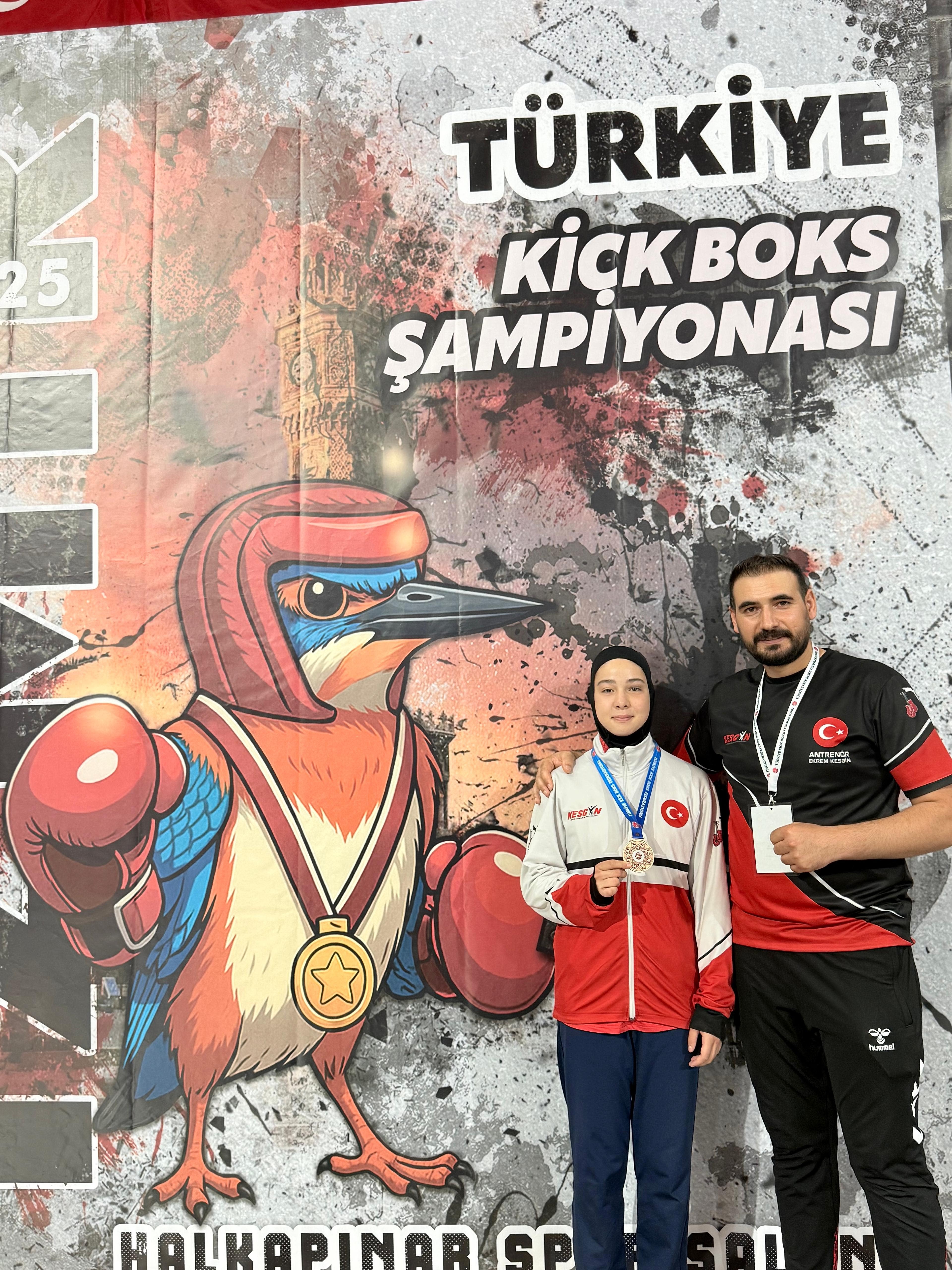 2025 YILI (01-12 TEMMUZ) İZMİR BAHAR KARIŞMAN (MİLLİ SPORCU)  	TÜRKİYE ŞAMPİYONSI LIGHT CONTACT 3.SÜ