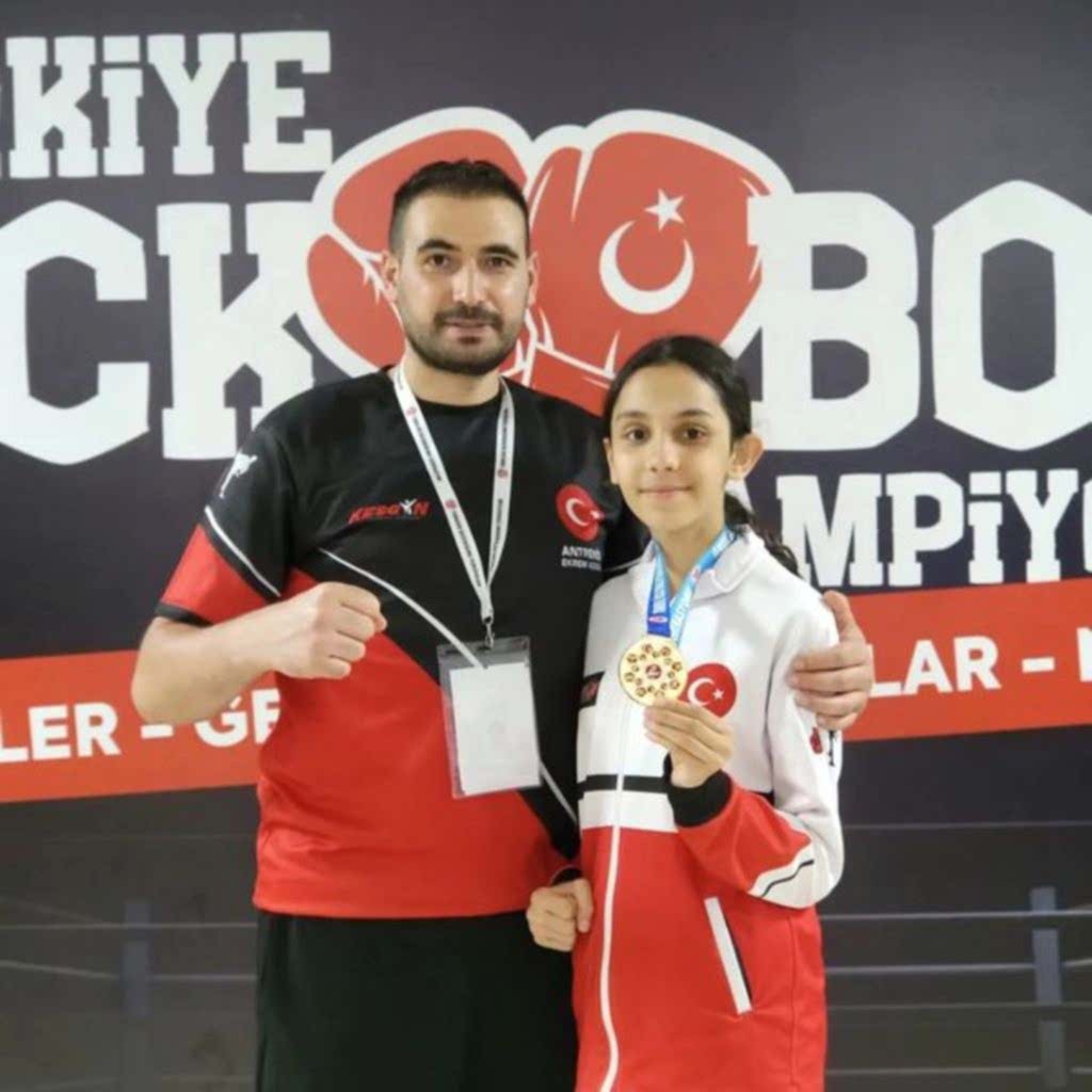 İKBAL AKTÜRK 3. Kez TÜRKİYE ŞAMPİYONU 