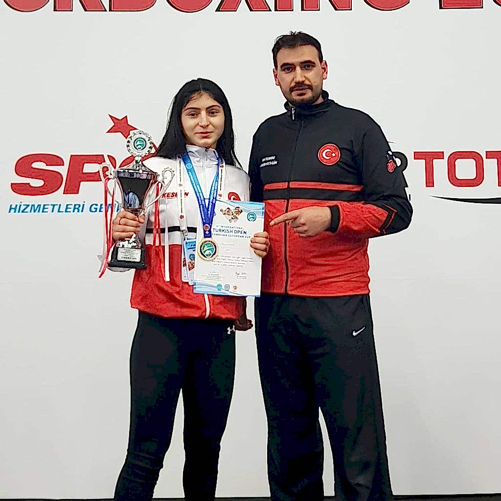 SILA ONUR AVRUPA ŞAMPİYONU 