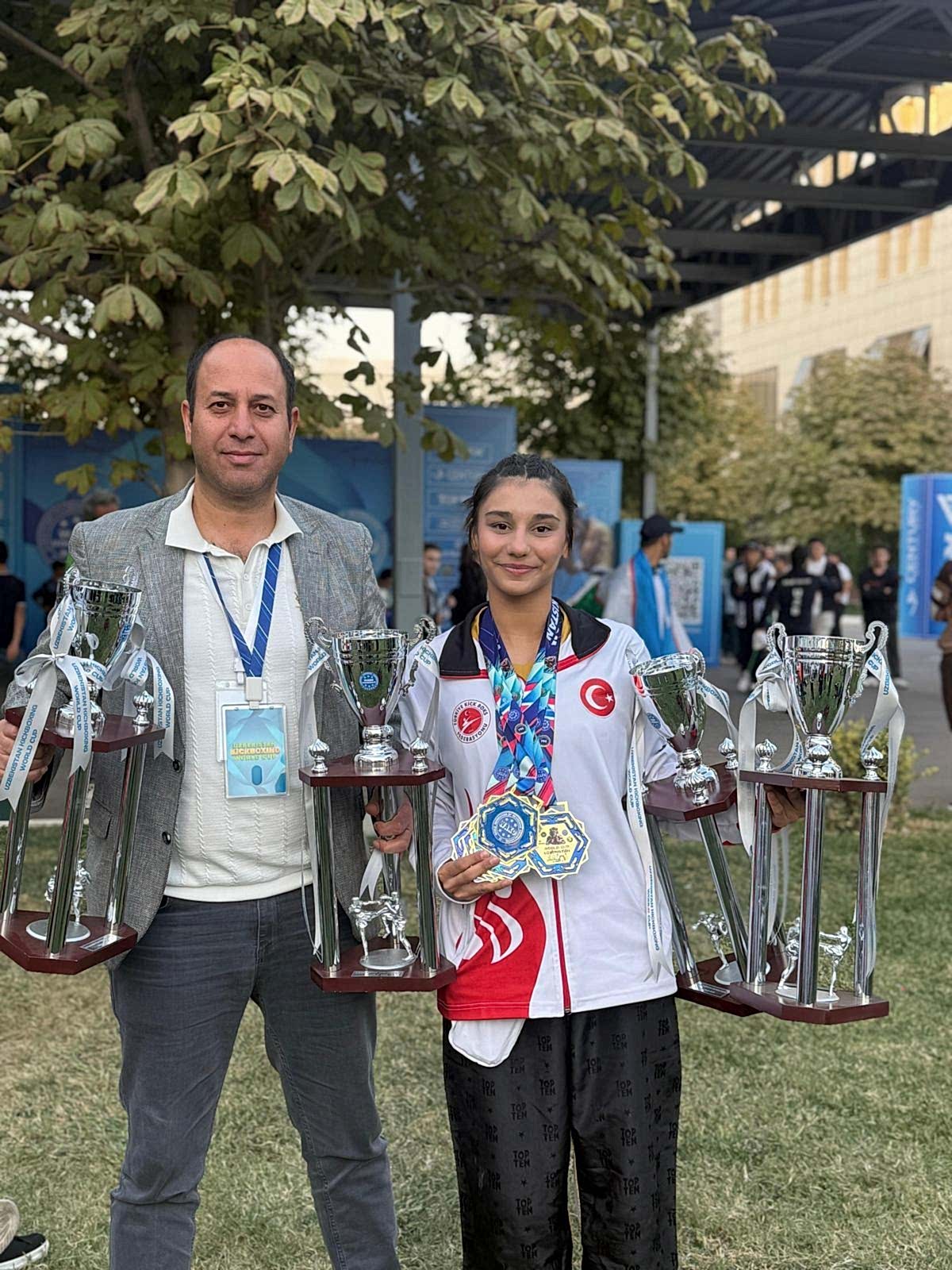 ÖZBEKİSTANDA TARİHİ ZAFER! TÜRKİYE DE BİR İLK TEK SPORCU 6 MADALYA 4 ŞAMPİYONLUK!